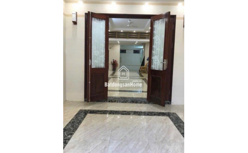 Cho thuê nhà Phố Hồng Mai, ô tô đỗ cửa, 81m2 x 3 ngủ, KD online kết hợp ở gia đình